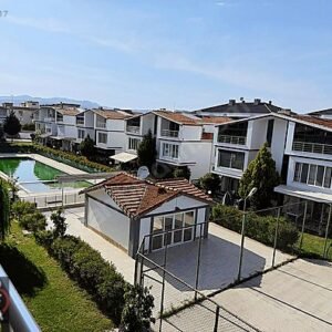 manisa villalar bölgesinde satılık Özellikli masrafsız 4+1 villa